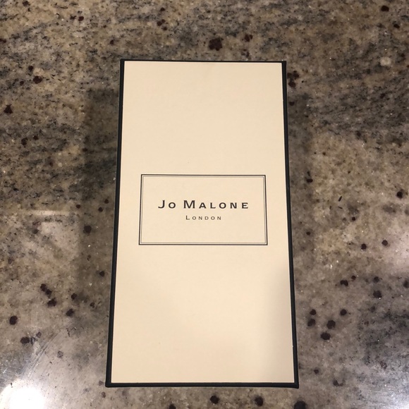 Jo Malone bag & box - Picture 2 of 5